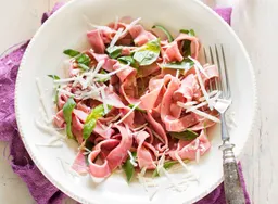 Bietentagliatelle met basilicum