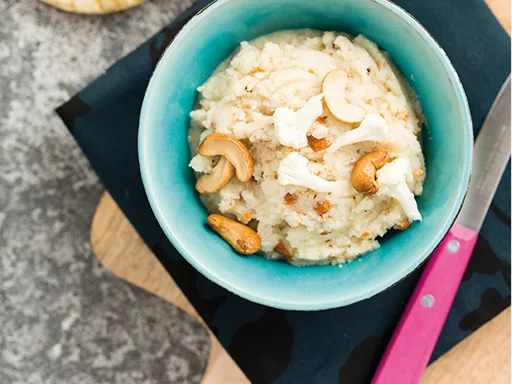 Bloemkoolspread met cashewnoten