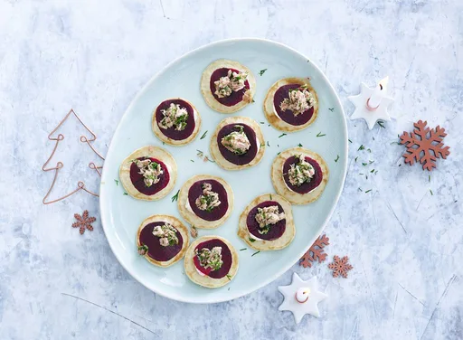 Blini's met zalm, bieten & citroencrème