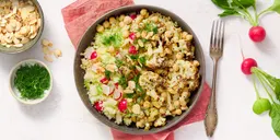 Bloemkool met romige kerriedressing, kikkererwten, Nigellazaad, Cornichons en gevulde couscous