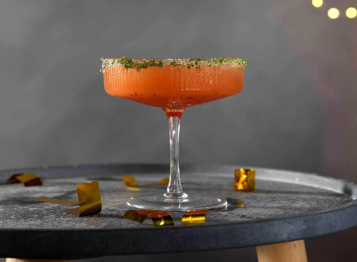 Bloedsinaasappelmocktail met munt