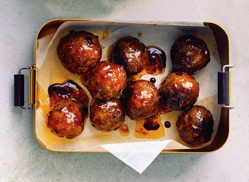 'Indische' gehaktballetjes met zoete saus