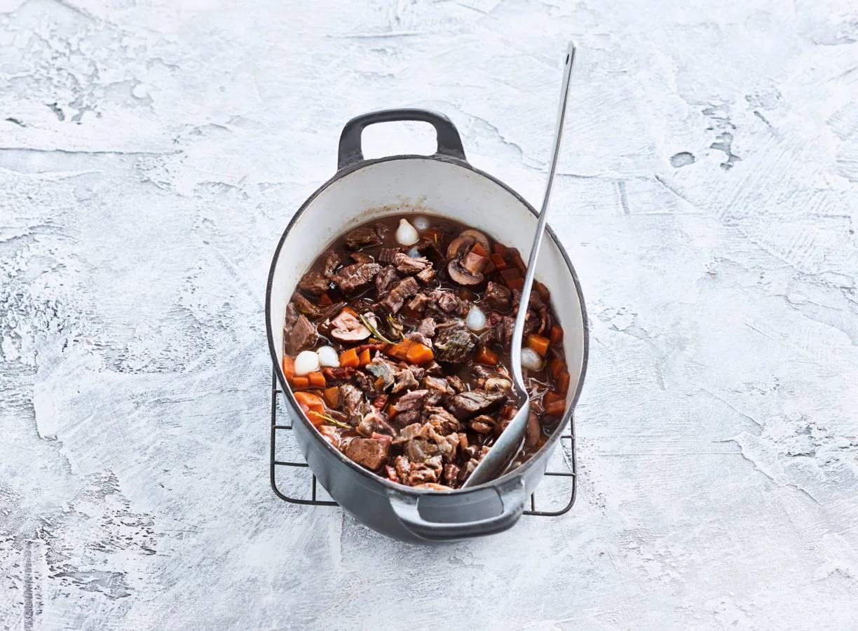 Boeuf bourguignon met schenkel