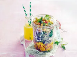 Bloemkool-kikkererwtensalade