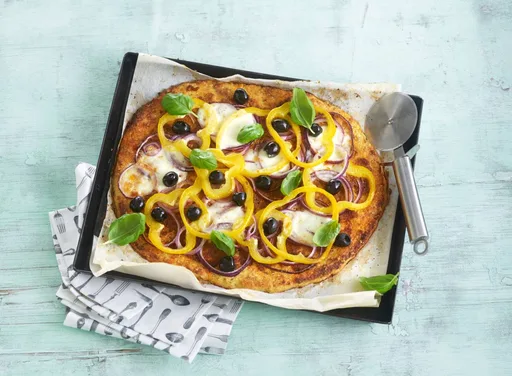 Bloemkoolpizza met mozzarella en paprika