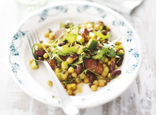 Bonen met chorizo en rucola