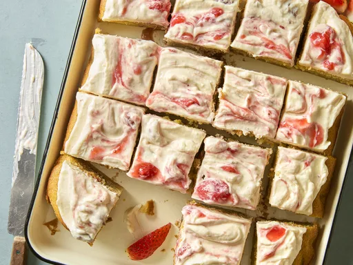 Aardbeien-citroencake